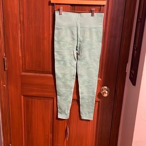 NWT Gymshark camo leggings